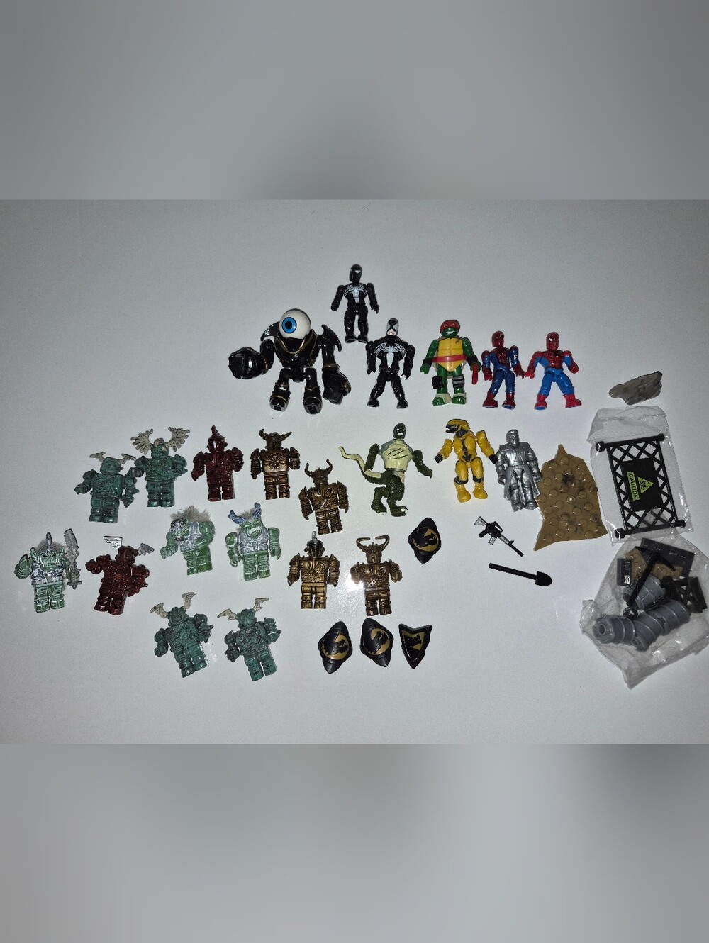 Mega Bloks Mini Figures Terminator Spiderman Venom Halo Ninja Turtles And More